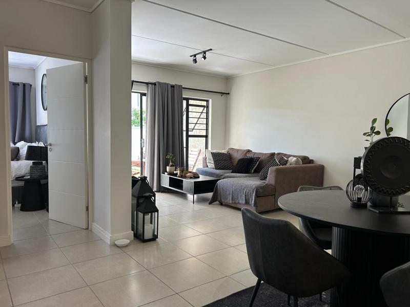 To Let 3 Bedroom Property for Rent in Sandown Western Cape